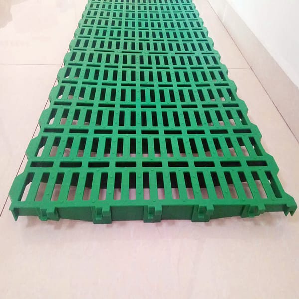 Goat plastic slat